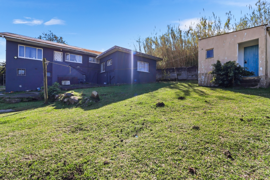 6 Bedroom Property for Sale in Cambridge Eastern Cape